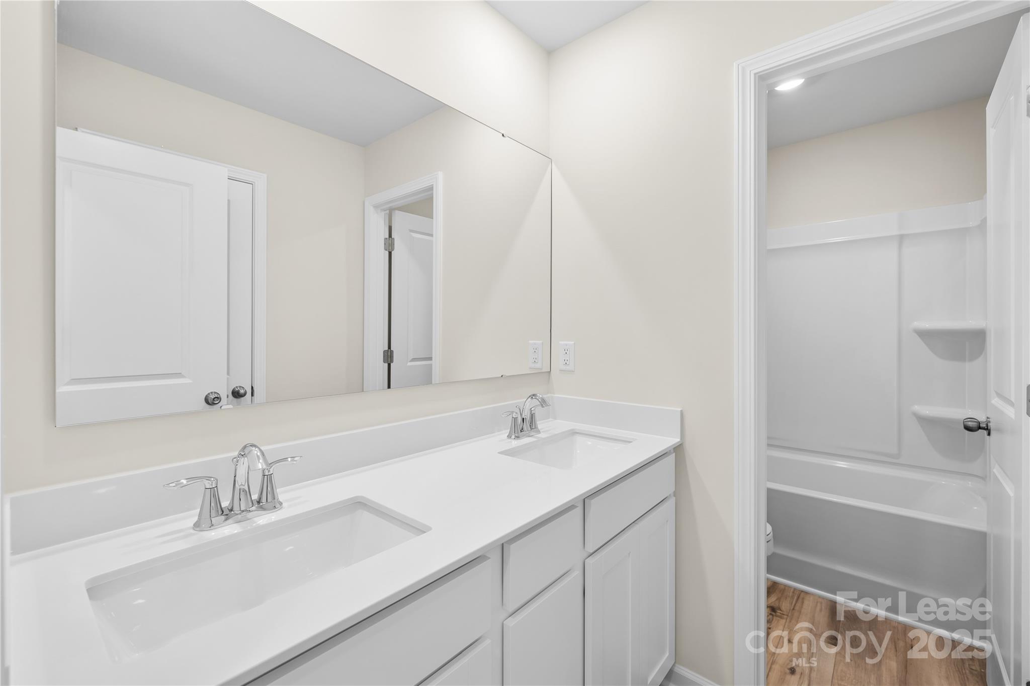 10159 Chatham Run Lane Property Photo 25