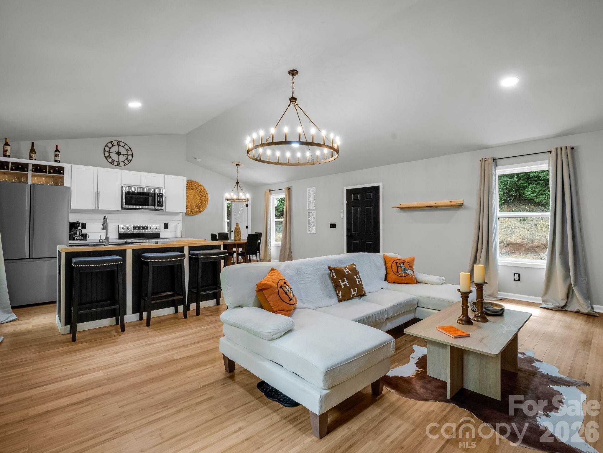 257 Roadrunner Circle Property Photo 1