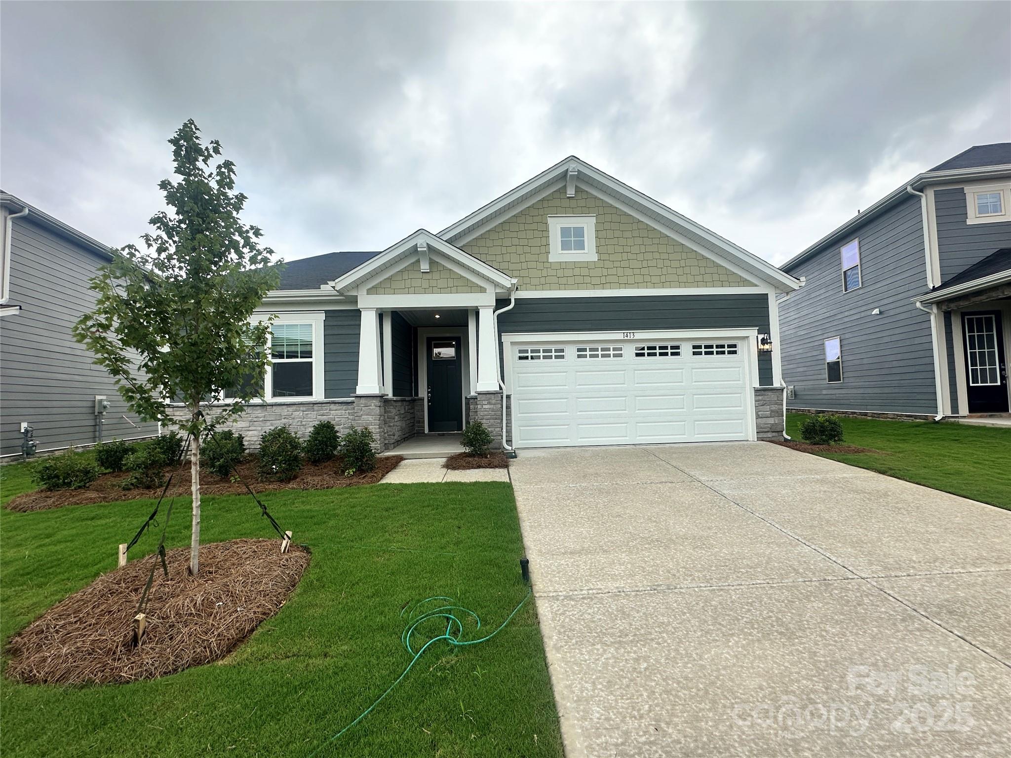1413 Mccollum Street Property Photo 1