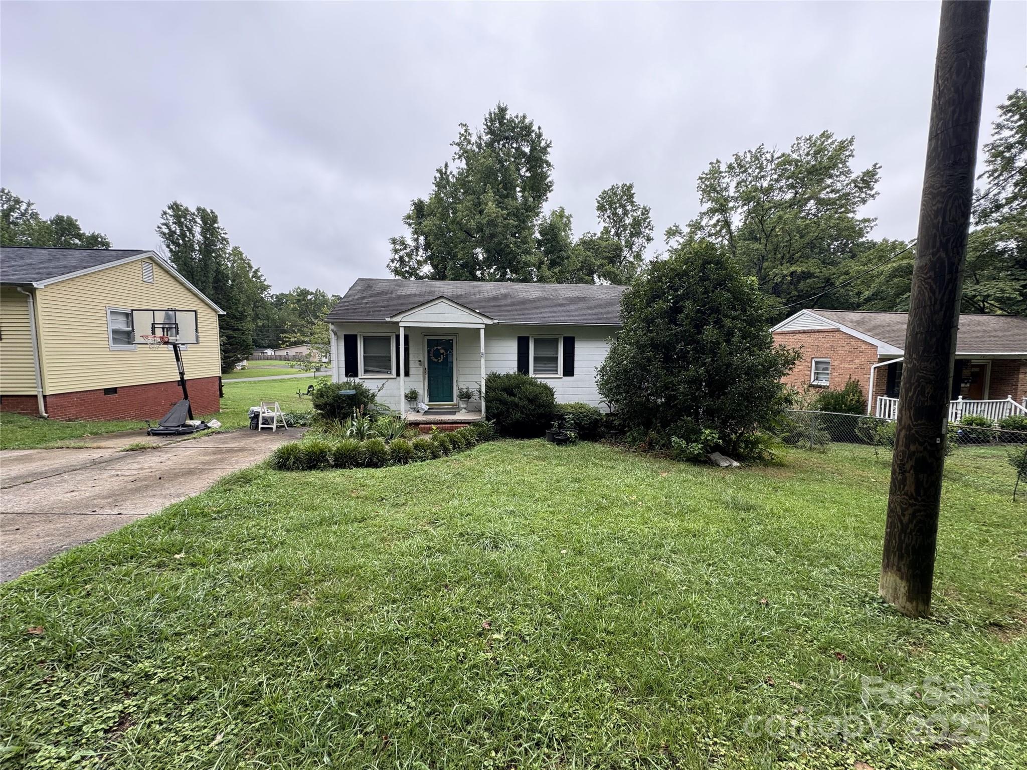 503 Caroline Avenue Property Photo 1