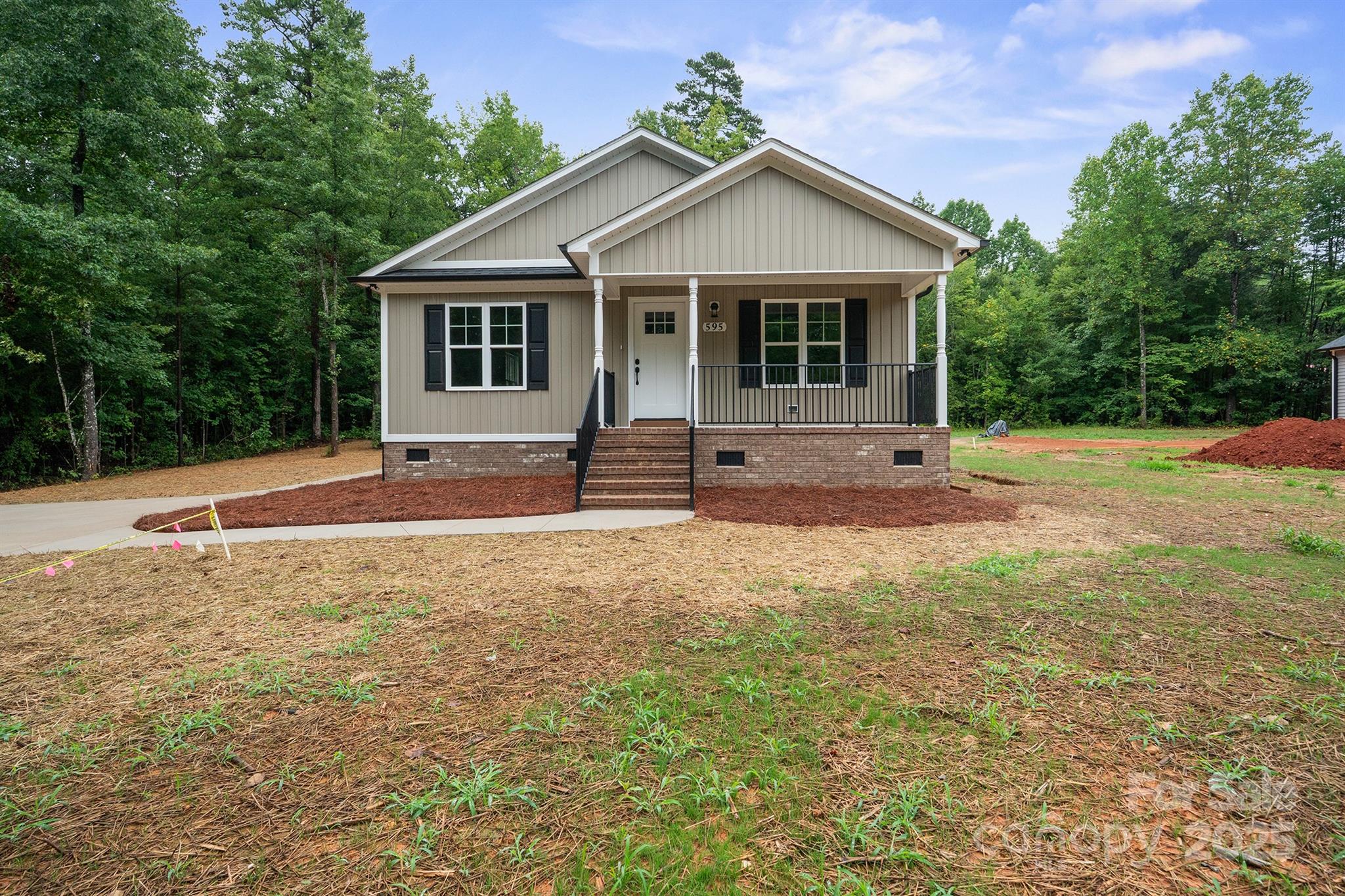 595 Parks Road Property Photo 1