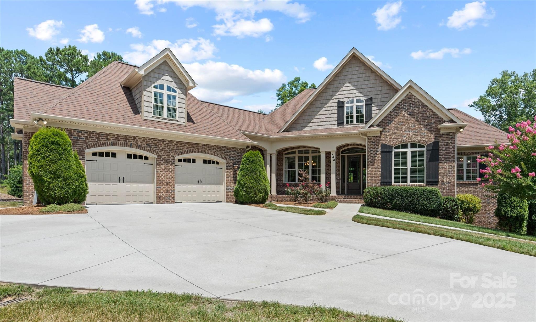 148 Winwood Circle Property Photo 1