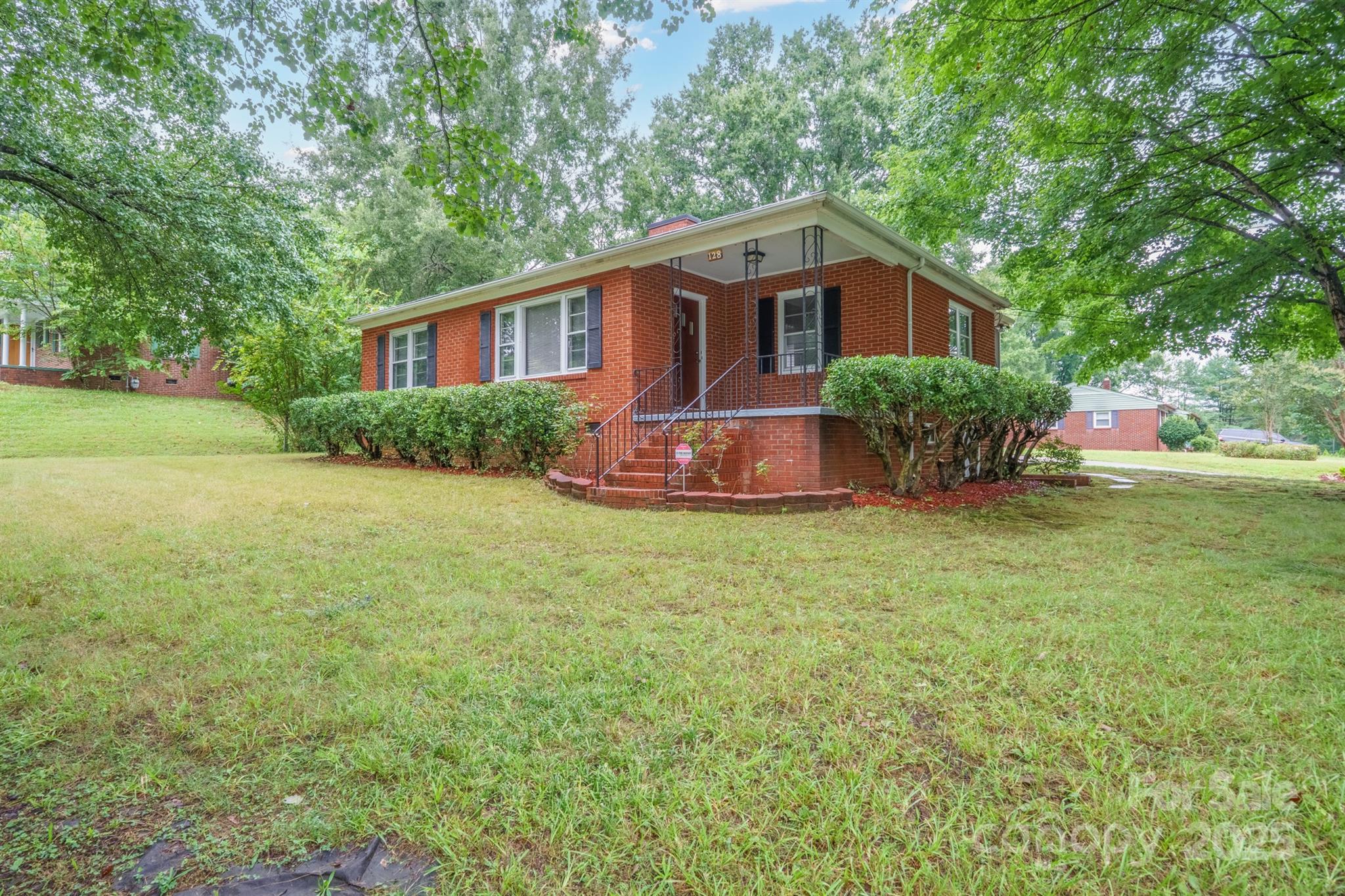128 Wilson Street Property Photo