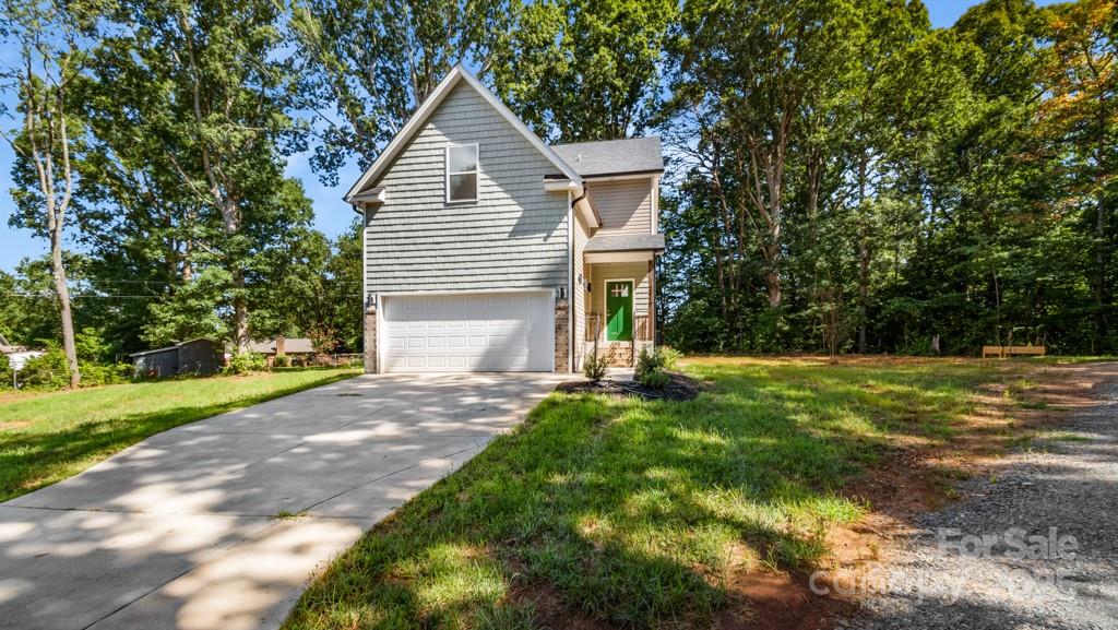 2410 Cedar Lane Property Photo 1