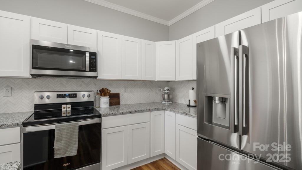 2410 Cedar Lane Property Photo 17