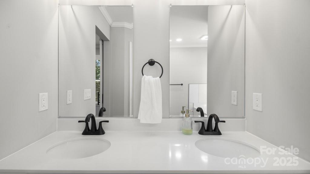 2410 Cedar Lane Property Photo 33