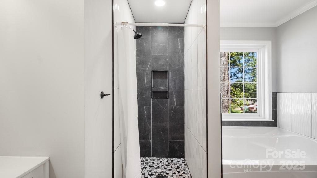 2410 Cedar Lane Property Photo 35