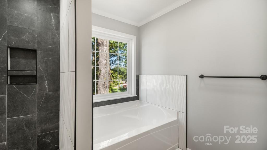 2410 Cedar Lane Property Photo 36