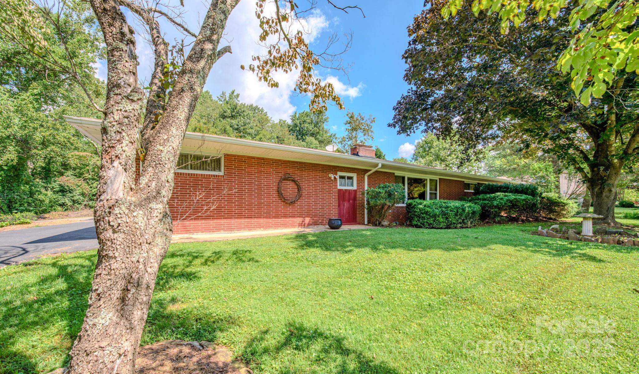 105 Alexander Avenue Property Photo 3