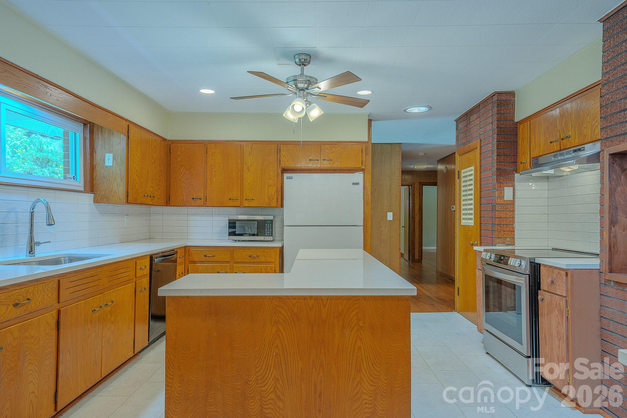 105 Alexander Avenue Property Photo 6