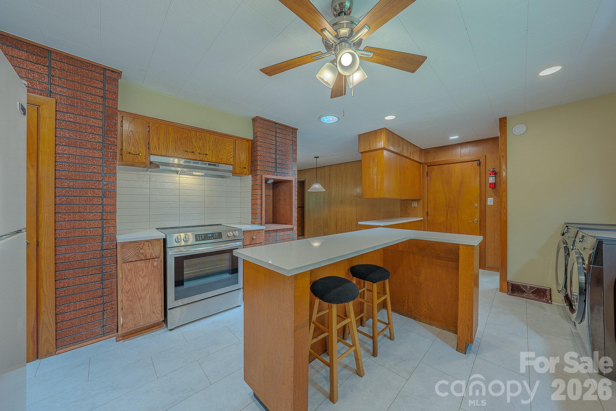 105 Alexander Avenue Property Photo 8