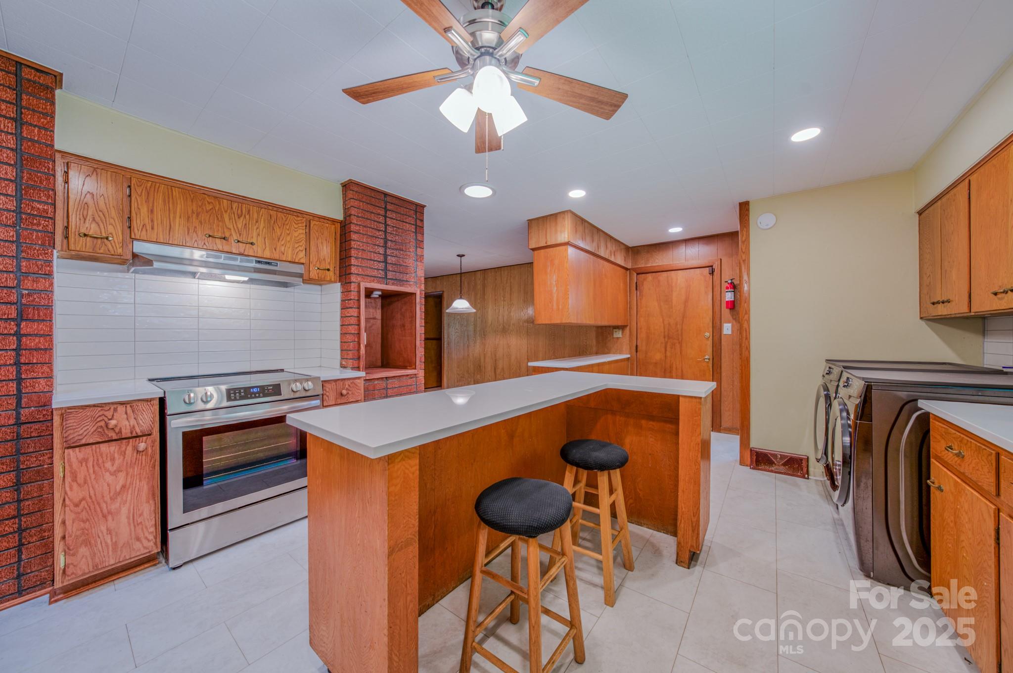 105 Alexander Avenue Property Photo 16