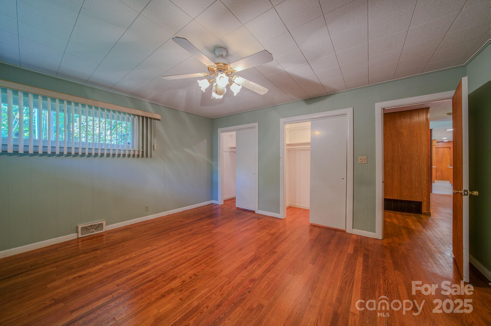 105 Alexander Avenue Property Photo 29