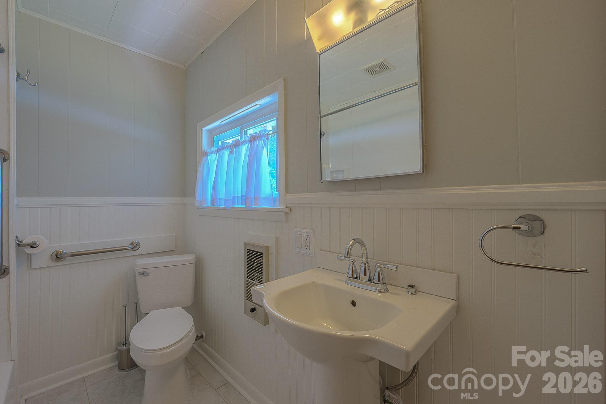 105 Alexander Avenue Property Photo 32