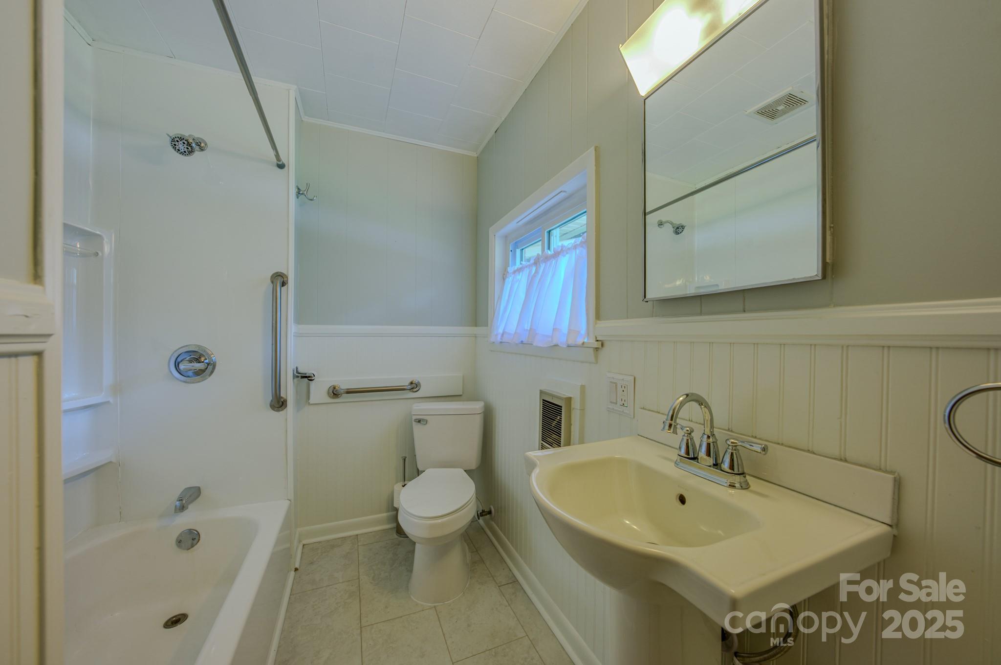 105 Alexander Avenue Property Photo 34