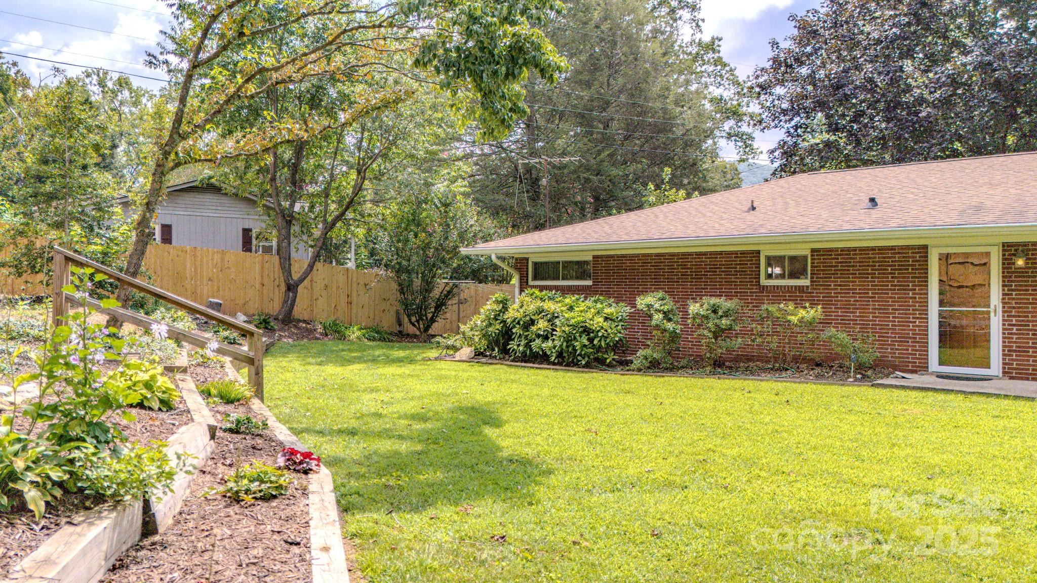 105 Alexander Avenue Property Photo 41