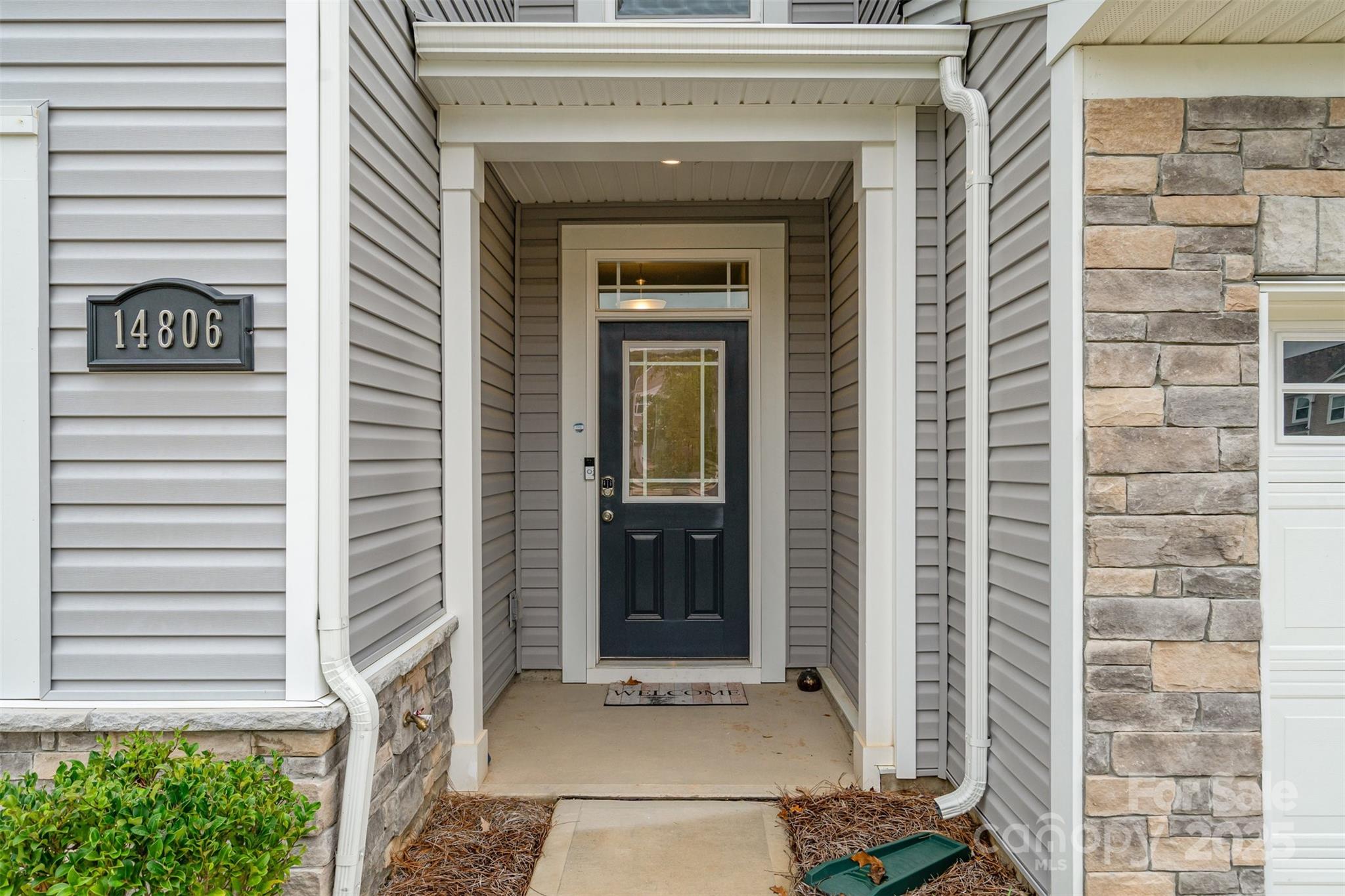 14806 Tamarack Drive Property Photo 13