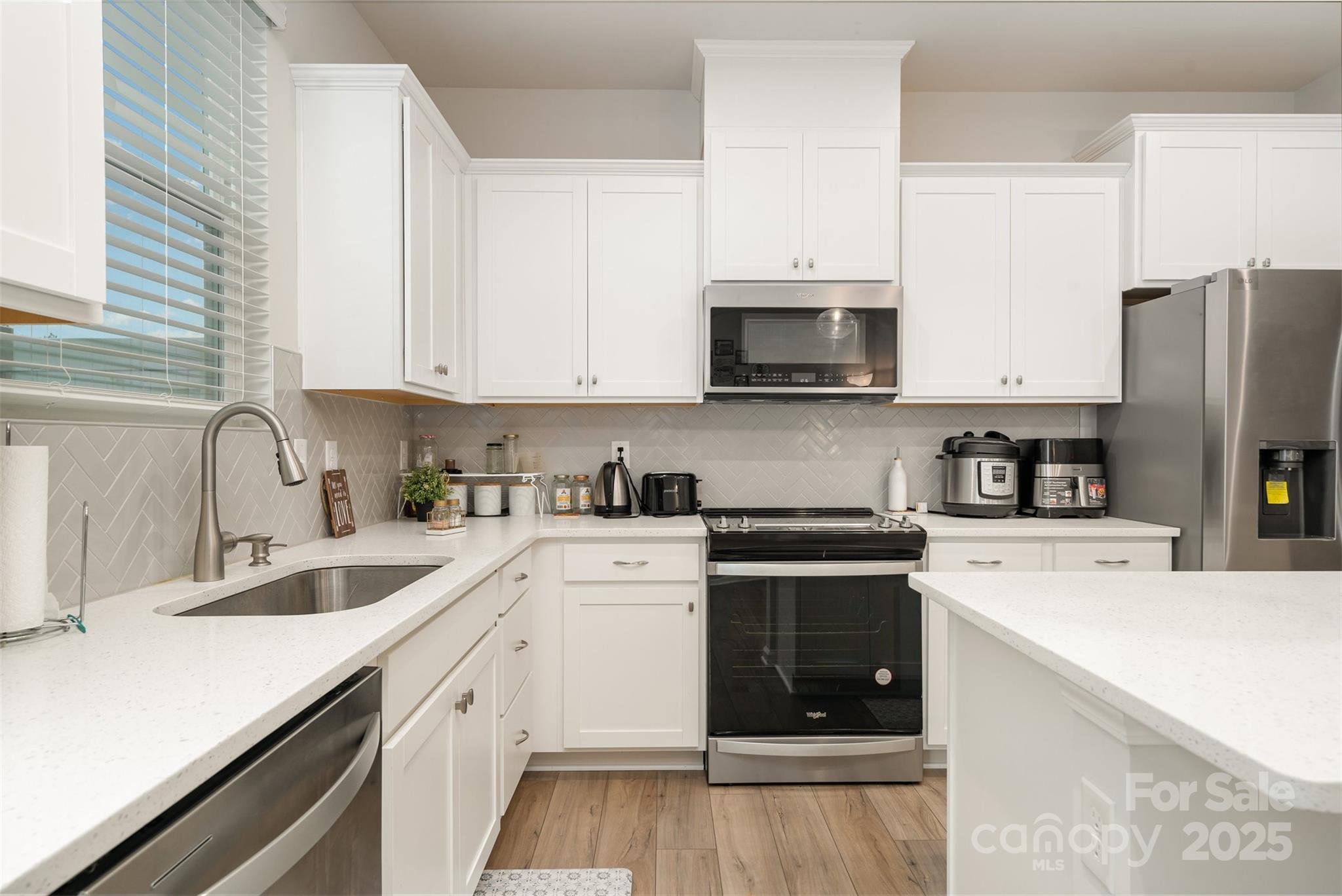 14806 Tamarack Drive Property Photo 20