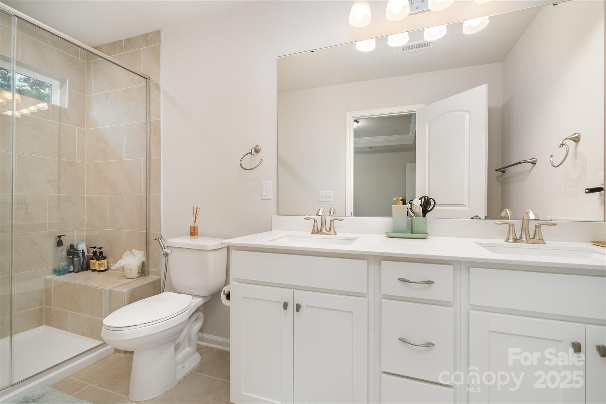 14806 Tamarack Drive Property Photo 27