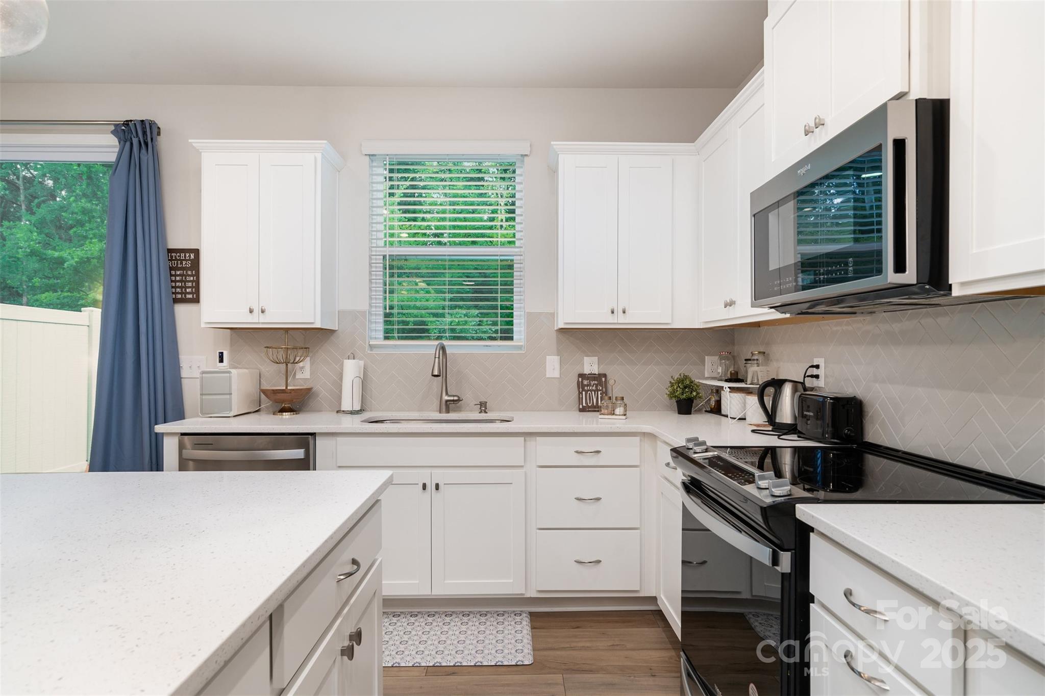 14806 Tamarack Drive Property Photo 41