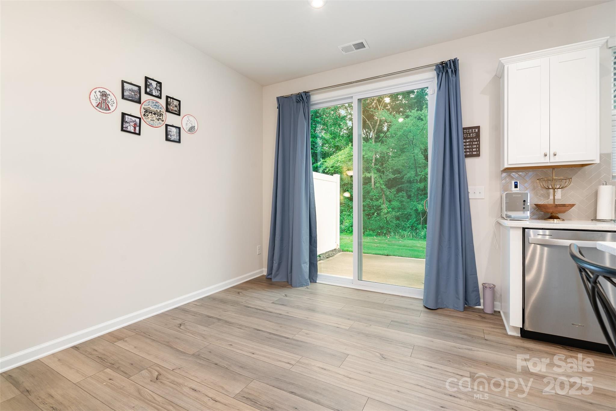 14806 Tamarack Drive Property Photo 42