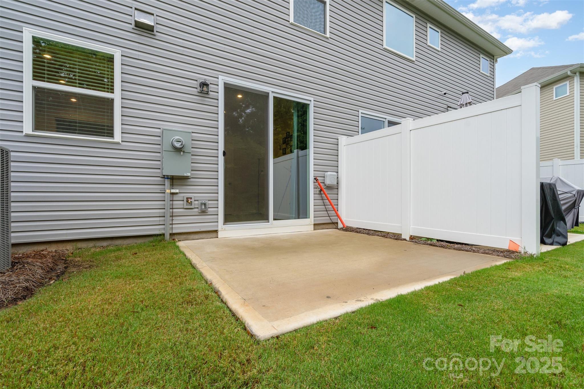 14806 Tamarack Drive Property Photo 48