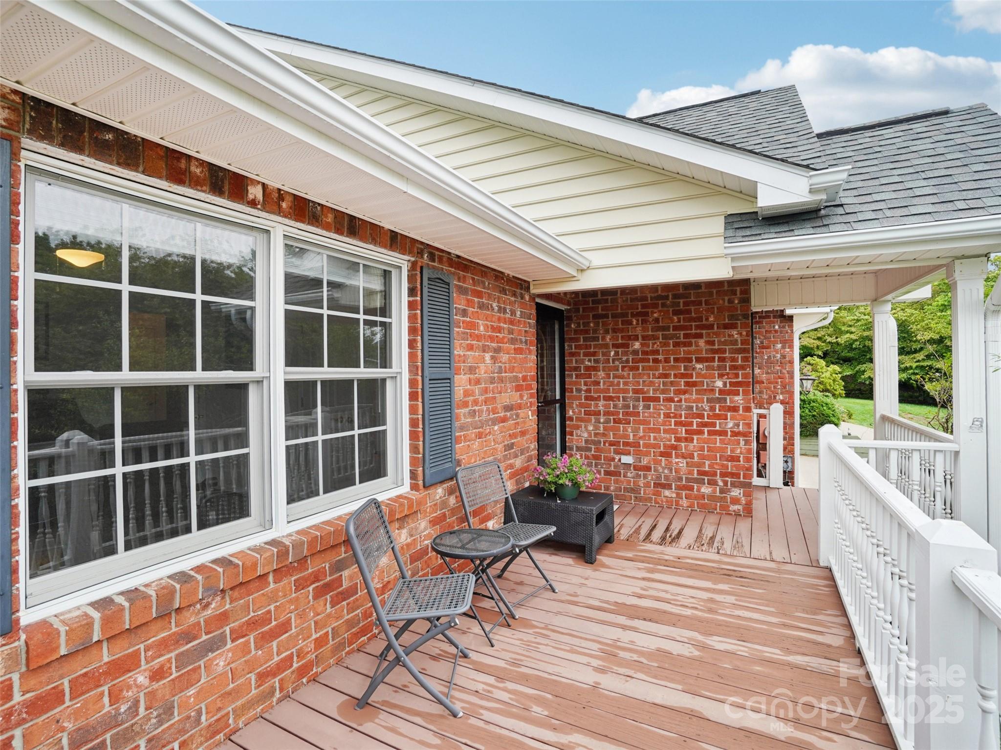 645 High Quarry Road Property Photo 1