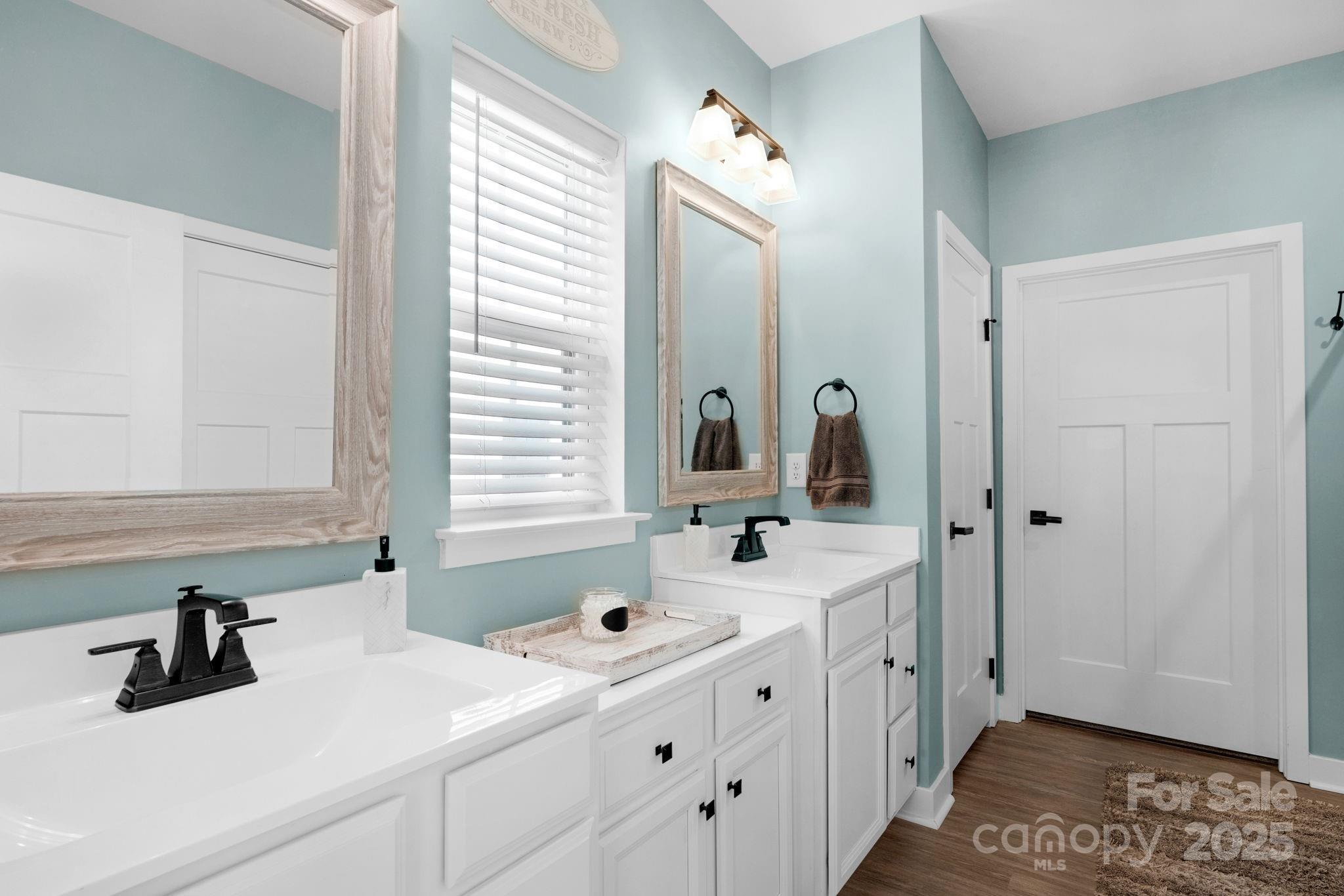 1526 Dennis Austin Lane Property Photo 12