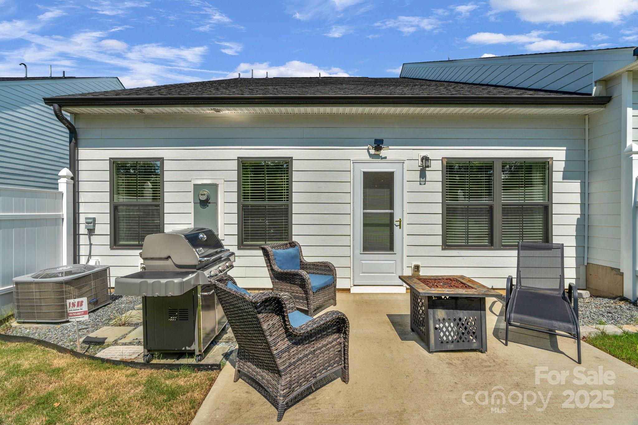 1526 Dennis Austin Lane Property Photo 19