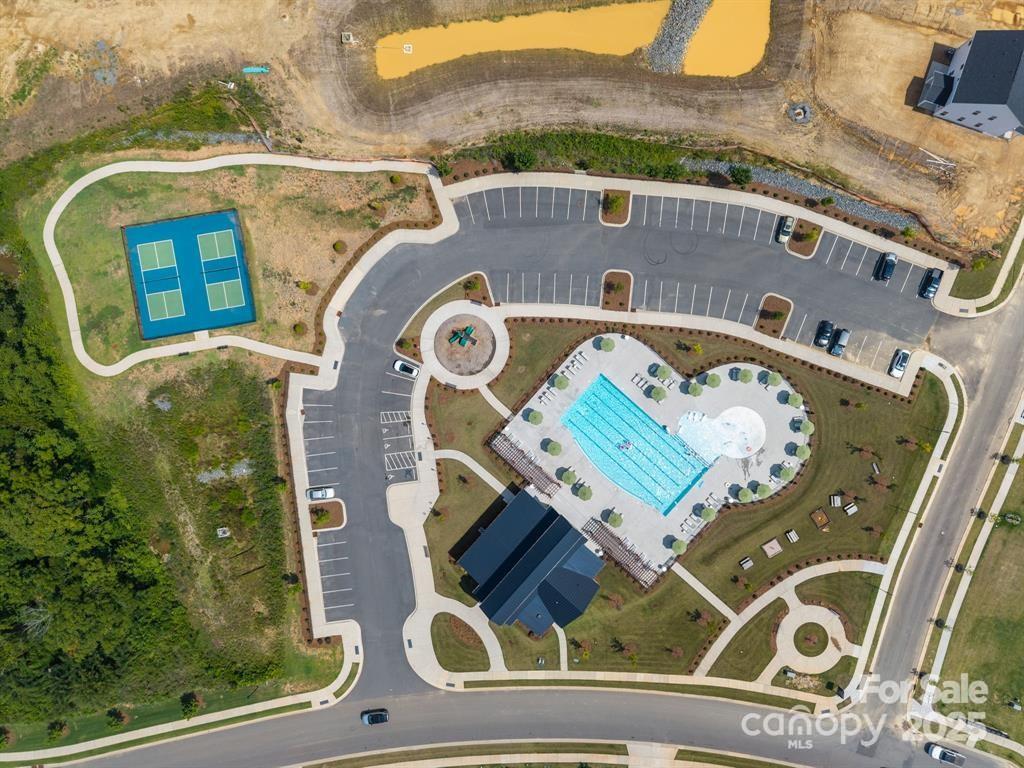 1526 Dennis Austin Lane Property Photo 23