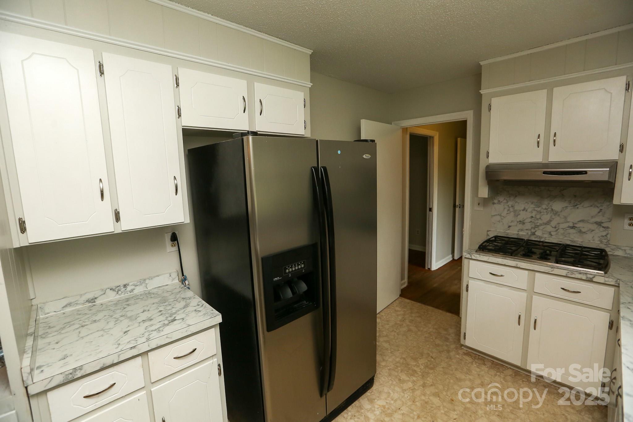 101 Hemlock Drive Property Photo 9