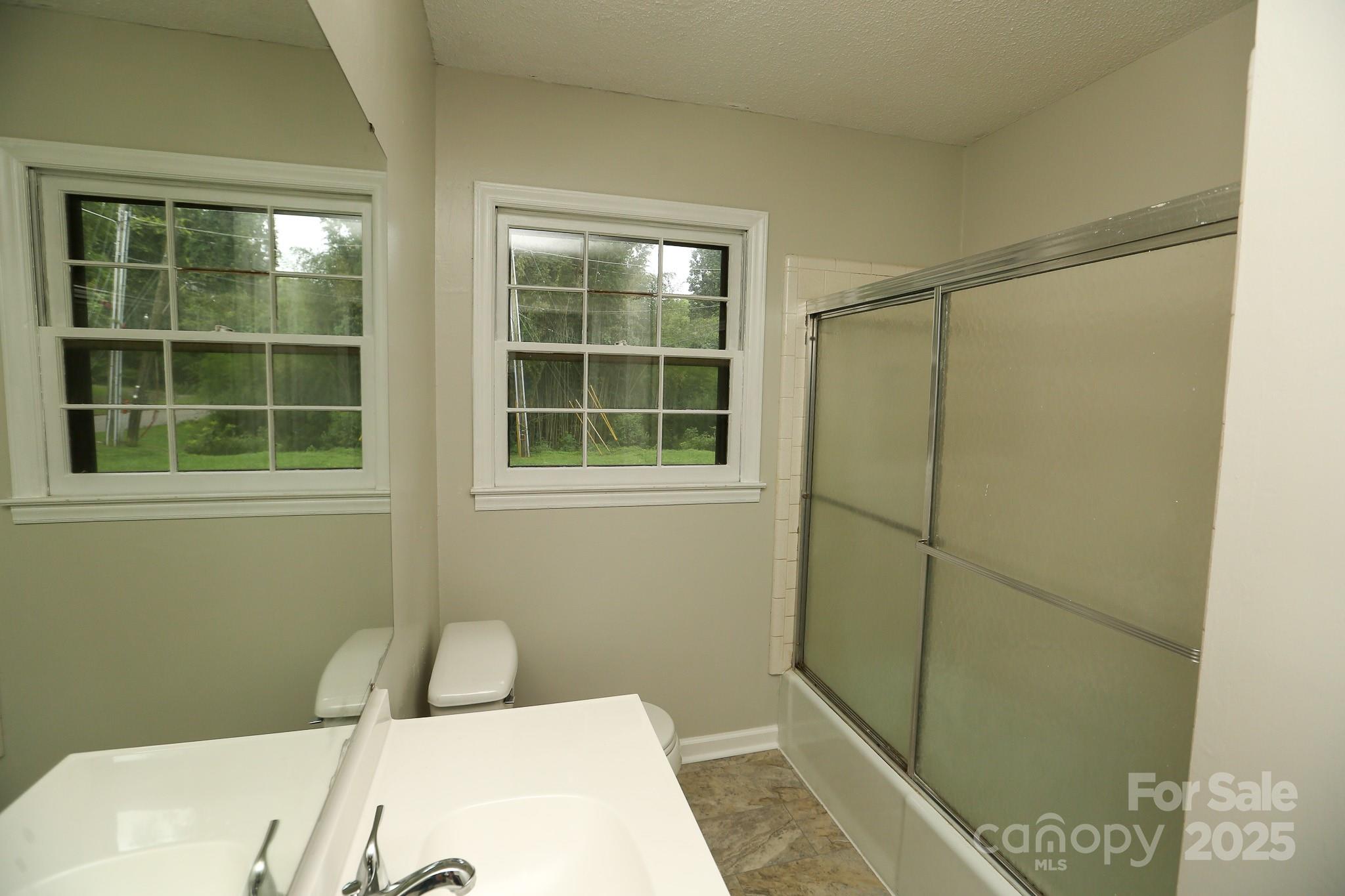 101 Hemlock Drive Property Photo 14