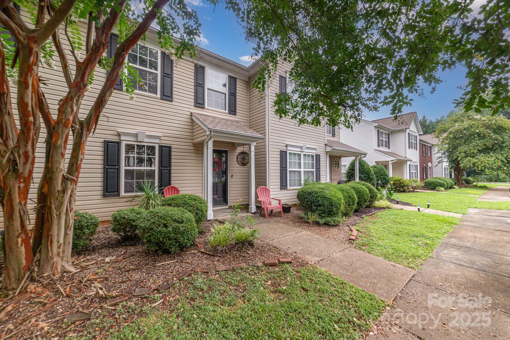 4146 Glenlea Commons Drive Property Photo 2