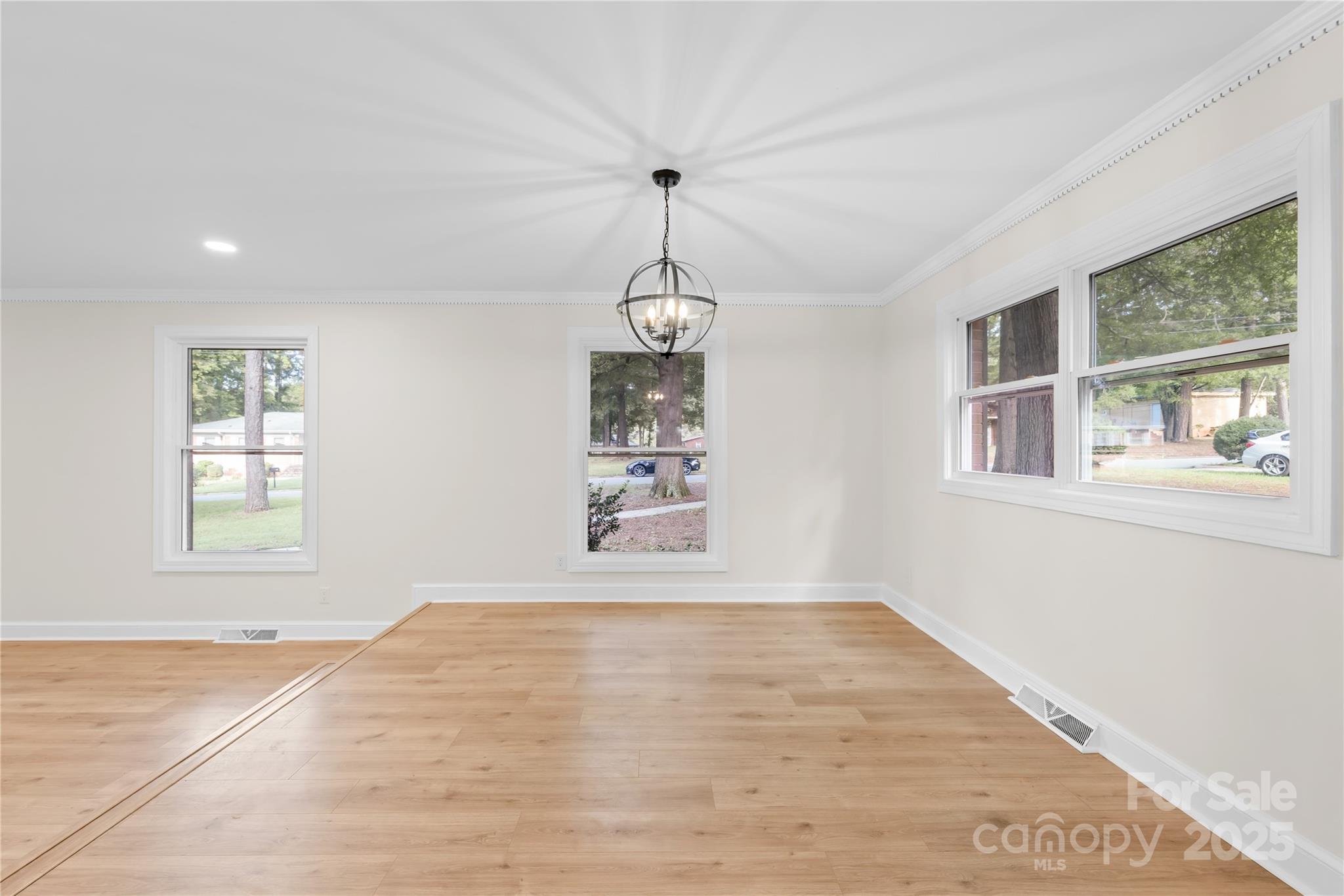 1120 Crestview Avenue Property Photo 12