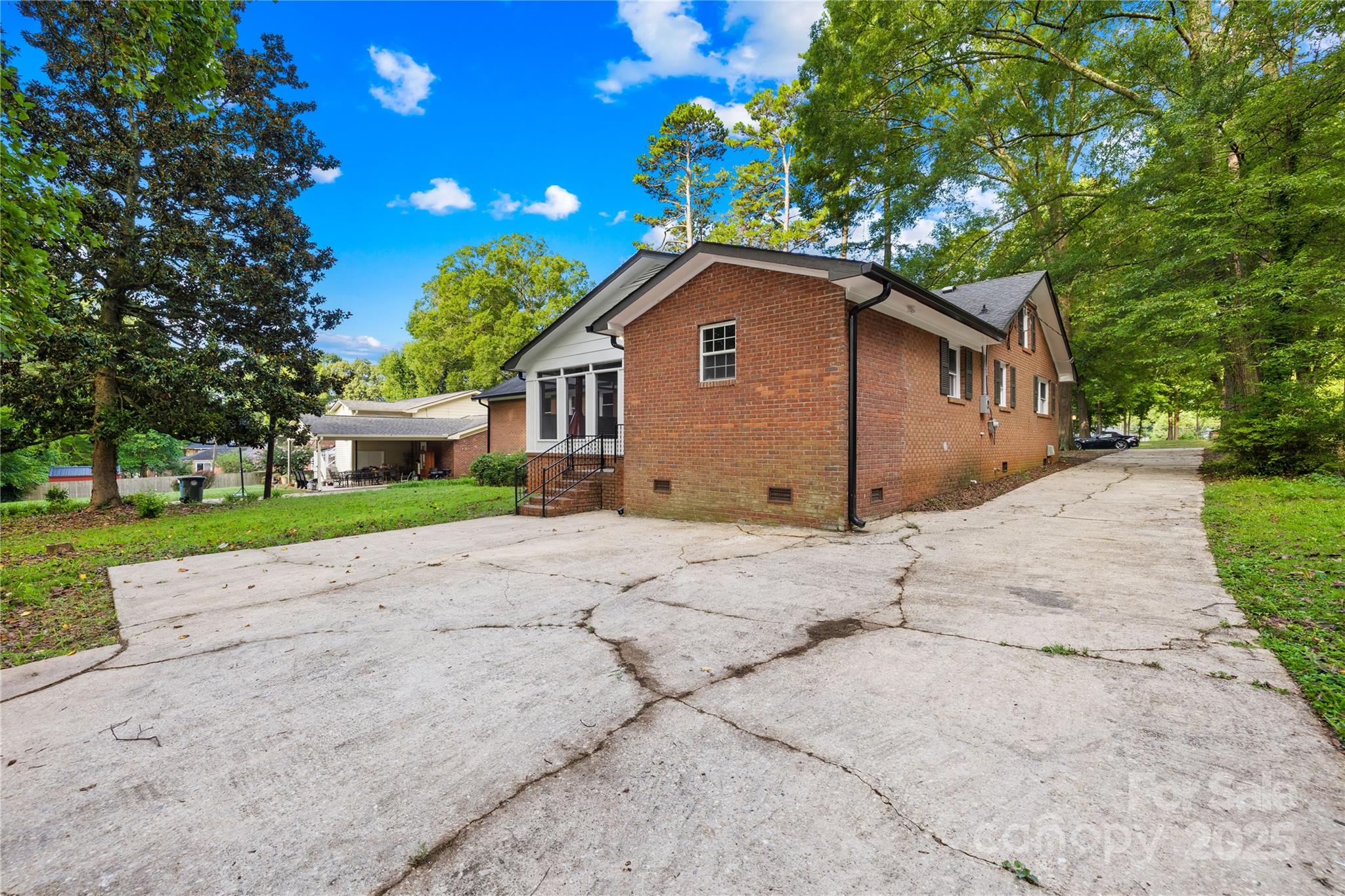 1120 Crestview Avenue Property Photo 27