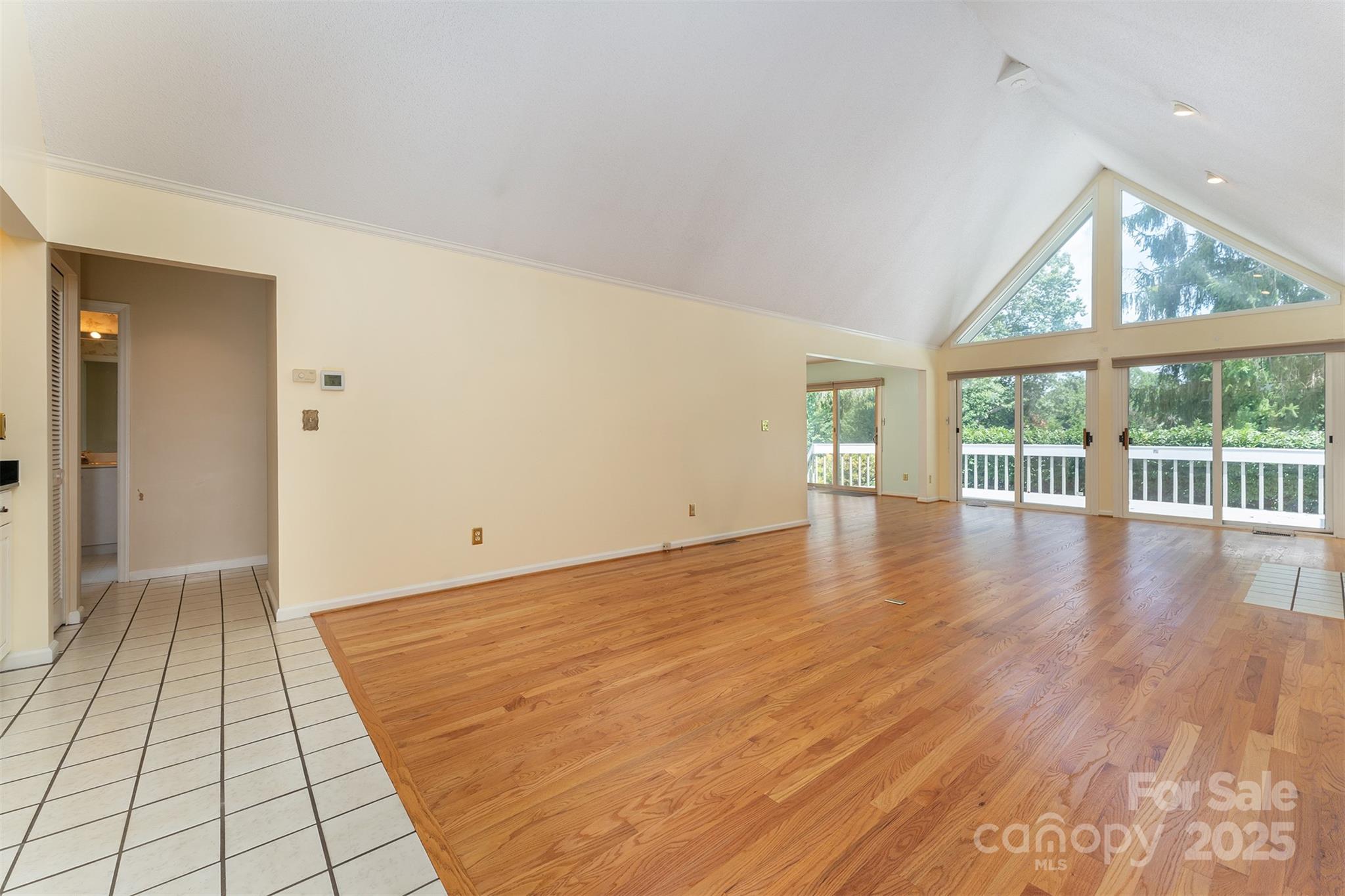 144 Overlook Drive Property Photo 11