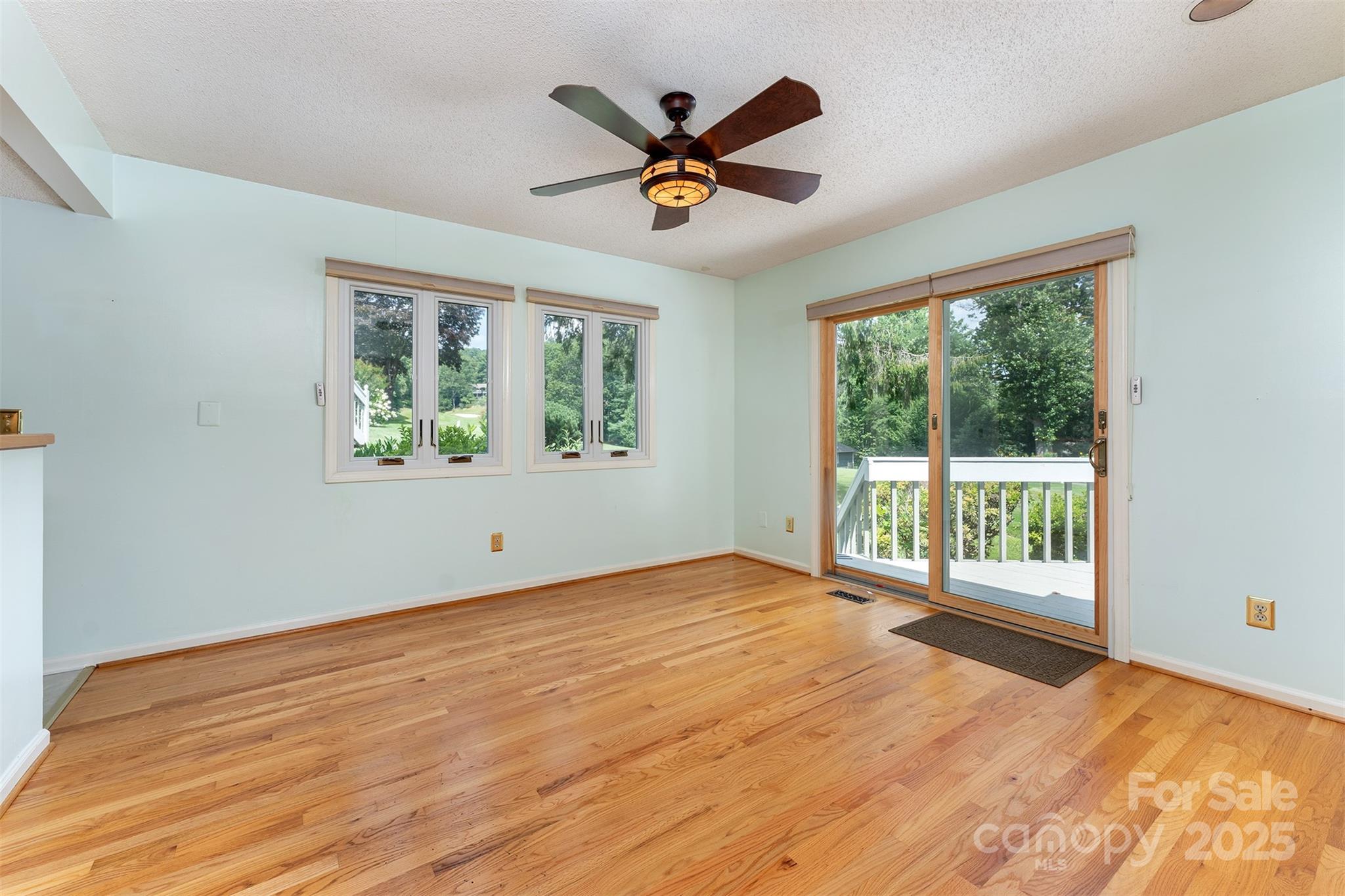 144 Overlook Drive Property Photo 16