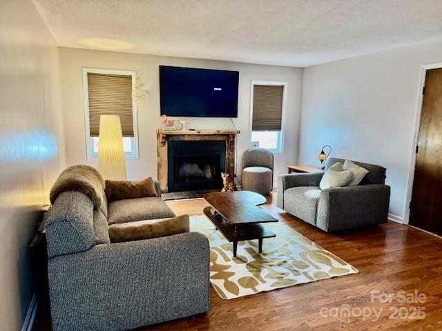 123 23rd Street C Property Photo 1