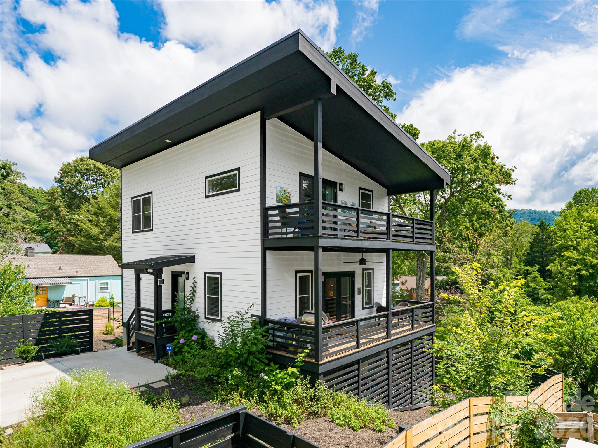 197 Chatham Road Property Photo 3