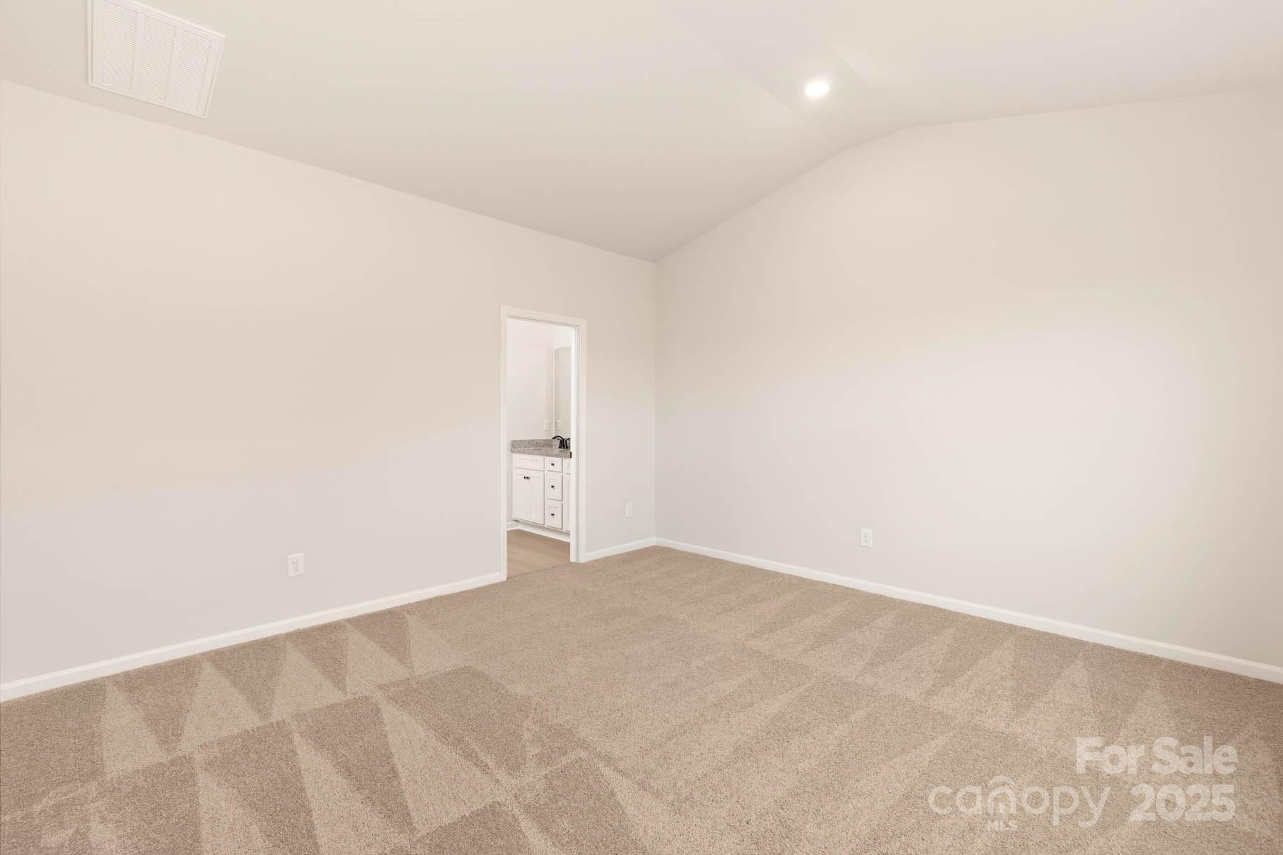 3471 Robindale Drive Property Photo 7