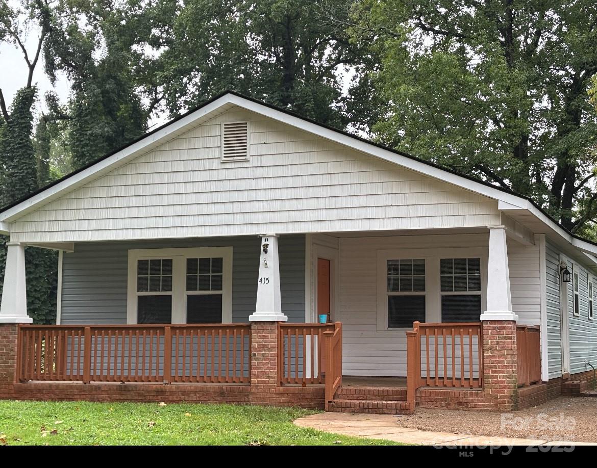 415 Bungalow Road Property Photo 1