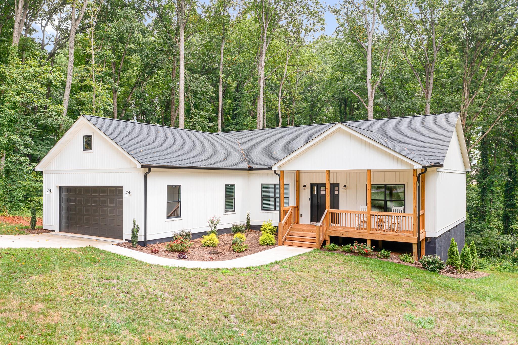 428 Florence Circle 39 Property Photo 5