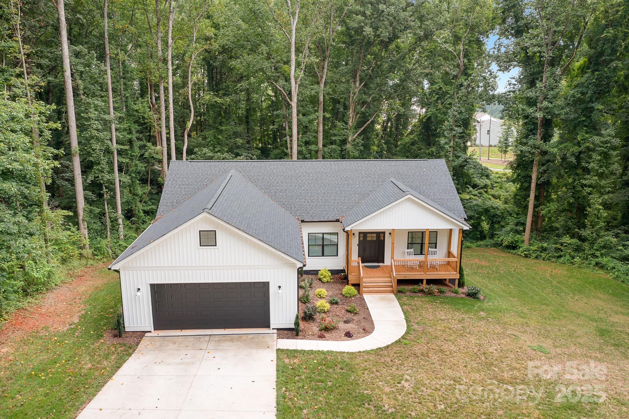 428 Florence Circle 39 Property Photo 6