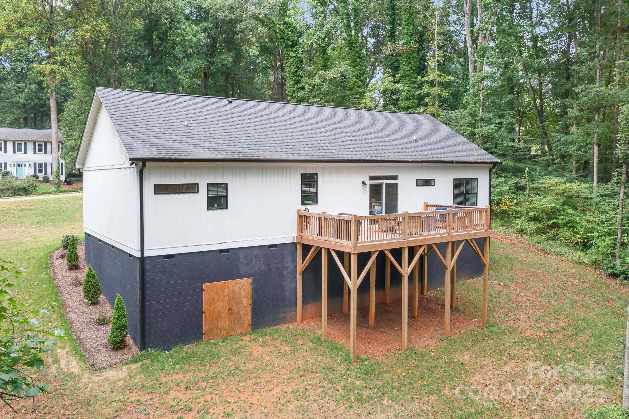 428 Florence Circle 39 Property Photo 32