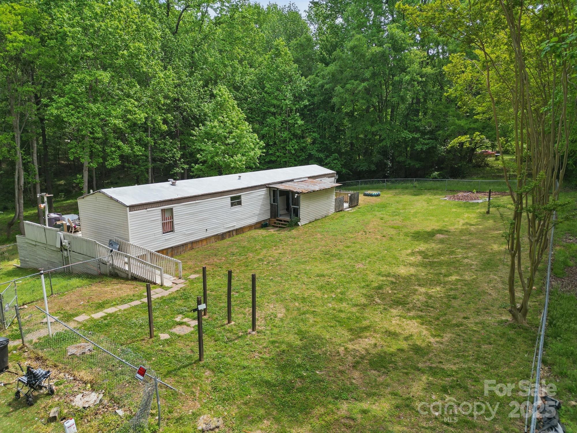 10420 Silver Mine Road Property Photo 6