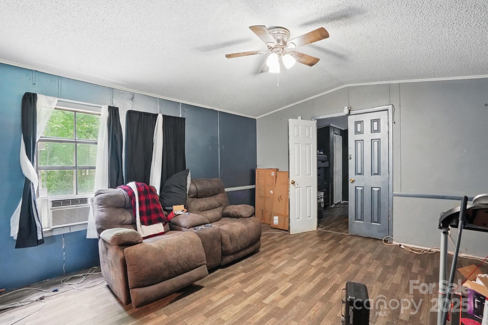 10420 Silver Mine Road Property Photo 22