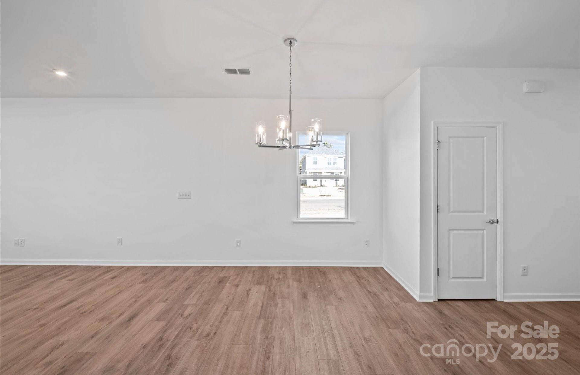 11501 Glasden Road 518 Property Photo 6