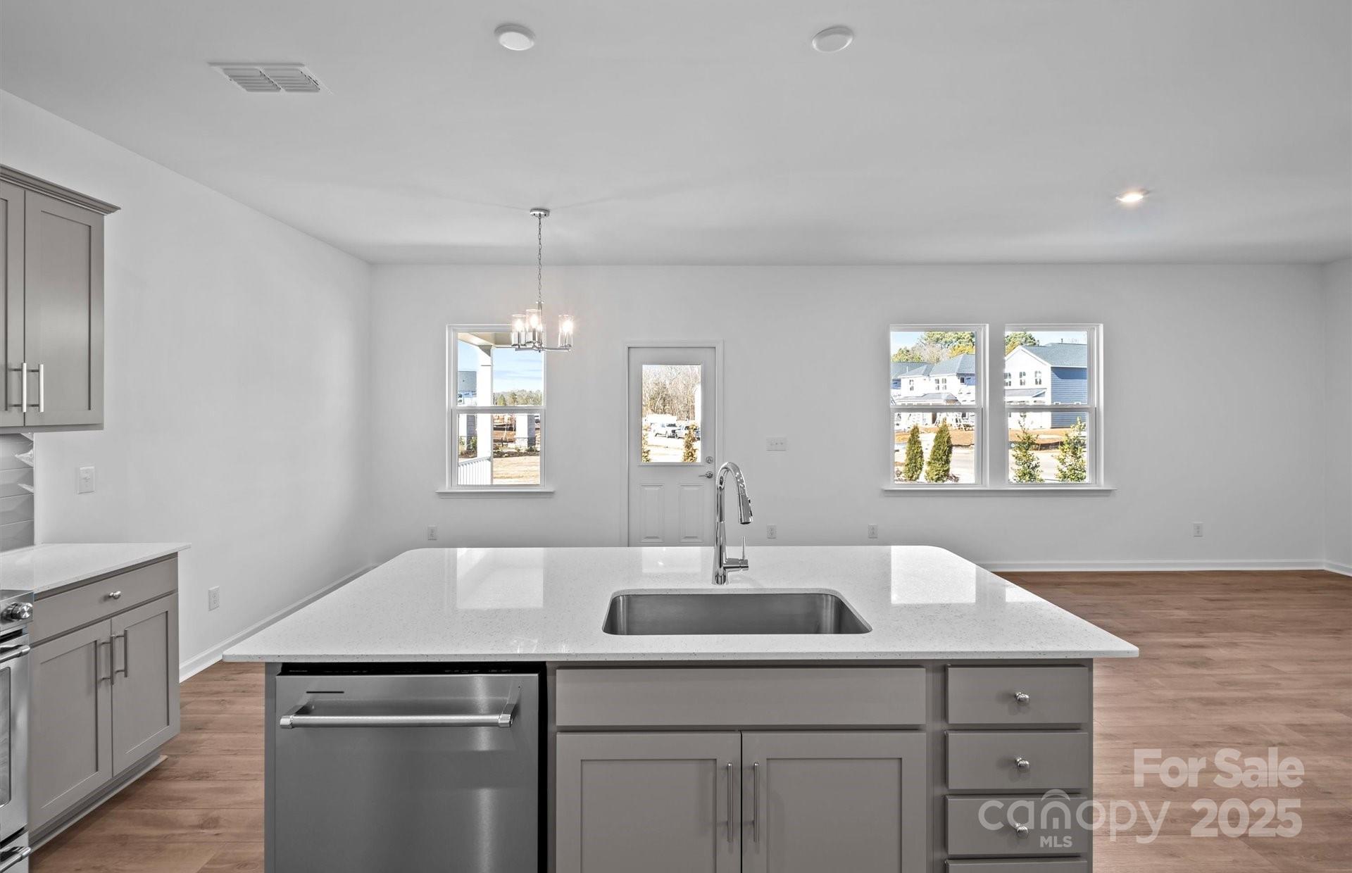 11501 Glasden Road 518 Property Photo 15