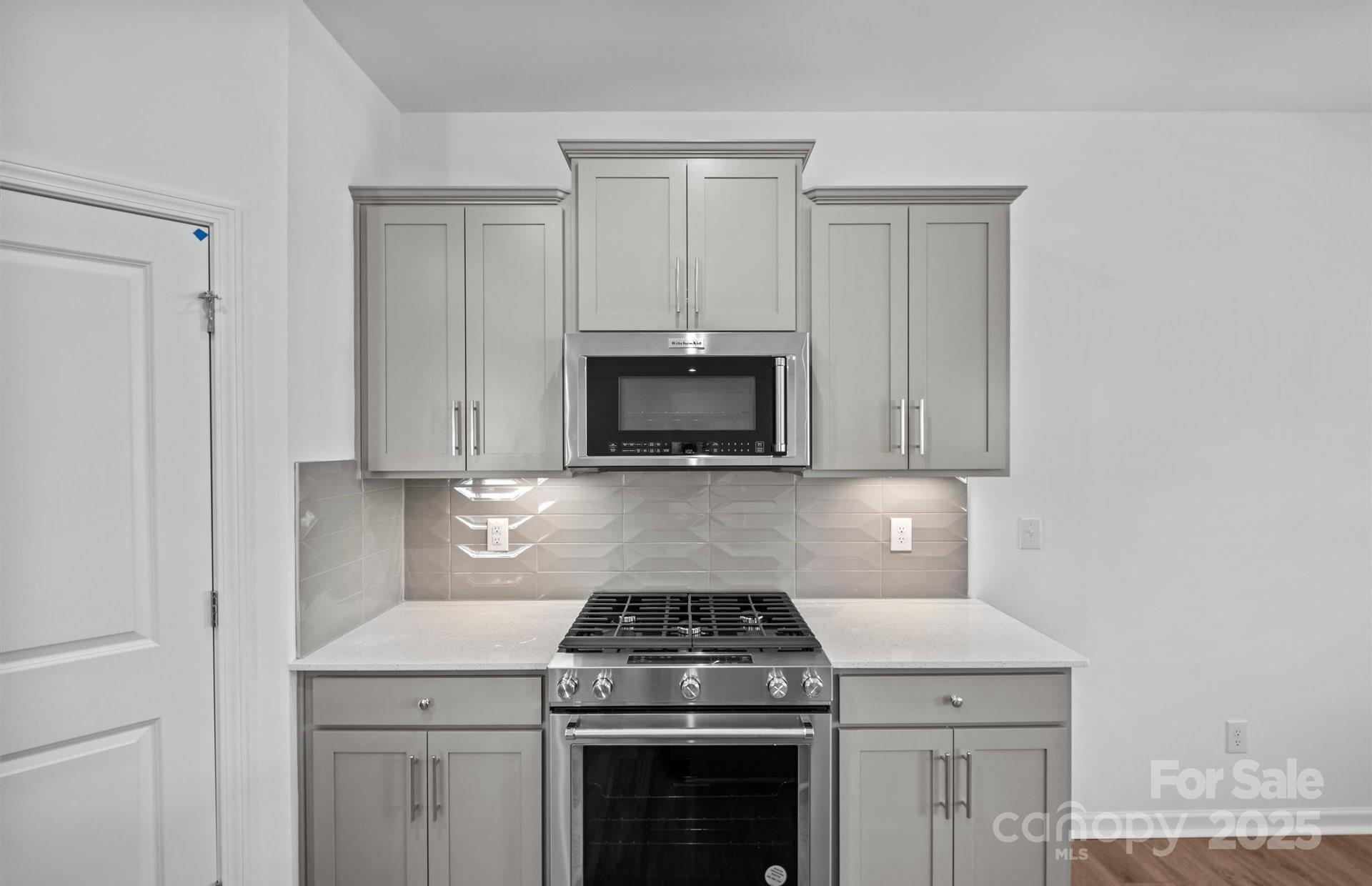 11501 Glasden Road 518 Property Photo 16