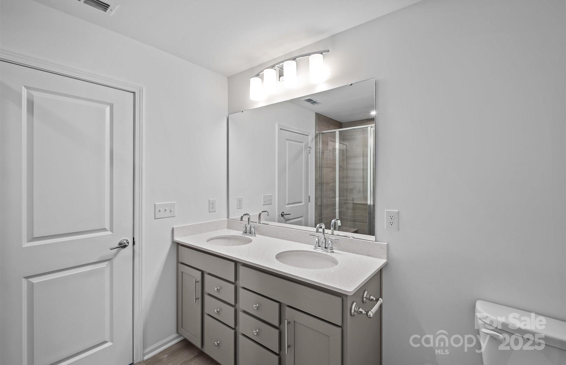 11501 Glasden Road 518 Property Photo 29